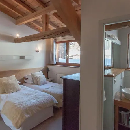 In the heart of the old village of Argentière - Traditional chalet Le Marti *